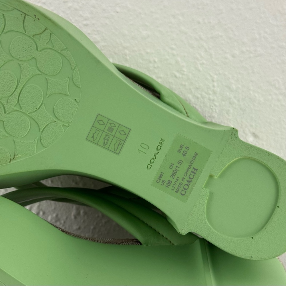 !SOLD! COACH Pistachio Green Leather Y2K Franki Monogram Platform Flip Flops - Picture 10 of 12